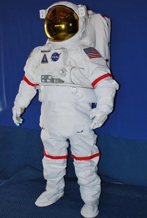 Space_Shuttle_EMU_Replica_Hi_Fidelity_Museum_Quality_Space_Suit Space Shuttle EMU Replica Hi Fidelity Museum Quality Space Suit - Image 1